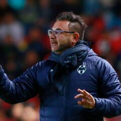 Pese a malos resultados, en Rayados ratificaron a Mohamed