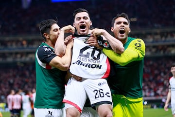 during the Play-In round match between Guadalajara and Atlas as part of the Liga BBVA MX, Torneo Apertura 2024 at Akron Stadium on November 21, 2024 in Guadalajara, Jalisco, Mexico.