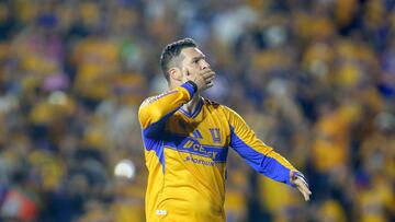 Tigres' French forward #10 Andre-Pierre Gignac celebrates scoring his team's first goal during the Liga MX Clausura football match between Tigres and Monterrey at the University Stadium (UANL) in Monterrey, Mexico on March 7, 2026. (Photo by Julio Cesar AGUILAR / AFP)