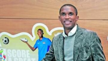 <b>DE VUELTA. </b>Etoo llegará mañana a Barcelona con el Inter.