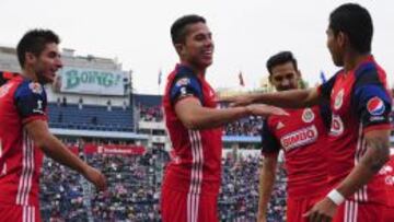 Guadalajara sumó un empate más ante Cruz Azul en la capital.