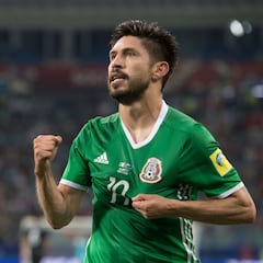 Oribe Peralta llena de elogios a Gilberto Mora y Armando González