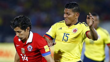 Alex Mej&iacute;a durante un partido con la Selecci&oacute;n Colombia ante Chile por las Eliminatorias rumbo a Rusia 2018