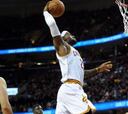 El primer triple-doble de LeBron se queda en doble-doble