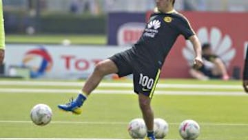 El Cuau, en su entrenamiento con las &Aacute;guilas