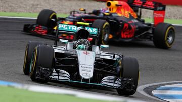 Nico Rosberg y Max Verstappen durante el GP Alemania 2016.