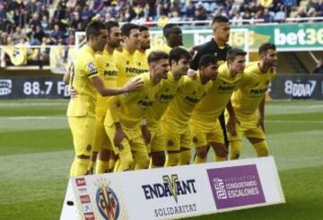 El once inicial del Villarreal. De pie: Bruno, Adri¨¢n, Trigueros, Musacchio, Bailly y Areola. Agachados: Samu Castilllejo, Bonera, Nahuel, Adri¨¢n Mar¨ªn y Baptistao.
