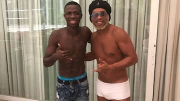 Real Madrid signing Vinicius Junior meets up with Ronaldinho