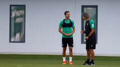 Luiz Felipe dialoga con Pellegrini.