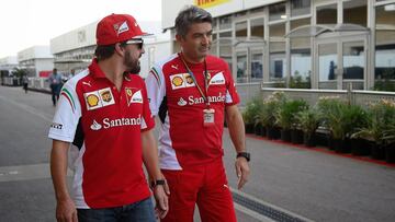 Mattiacci, junto con Alonso en su etapa en Ferrari.