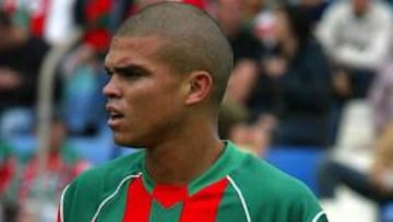 El actual jugador del Real Madrid, durante su etapa en el Marítimo.