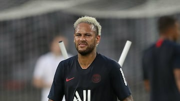 Neymar returns to PSG squad after a month on the sidelines