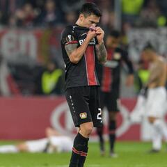 Aránguiz fue titular en derrota del Leverkusen ante el colista