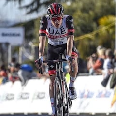Juan Ayuso y Carlos Rodríguez, a por todas en el Trofeo Laigueglia