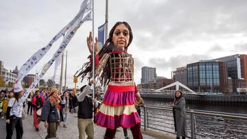 Teatro a Mil vuelve a San Bernardo con deslumbrante muñeca gigante