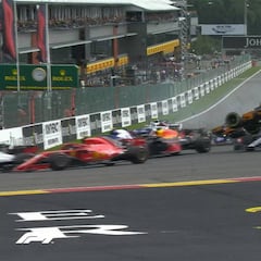 Alonso salió volando tras ser embestido por Hulkenberg
