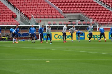 Así se vivió el entrenamiento de Islandia para enfrentar al Tri