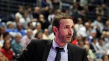 Sito Alonso, nuevo entrenador del Bilbao Basket, durante un partido con el Gipuzkoa la pasada temporada.