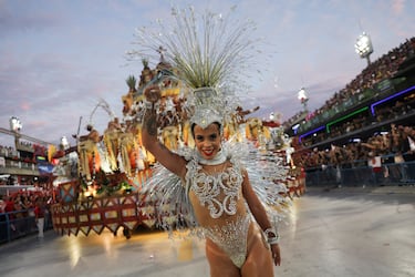 El Carnaval de Río de Janeiro es uno de los mayores eventos a nivel mundial. La calles del país sudamericano se llenan de colorido y fiesta para celebrar esta festividad.