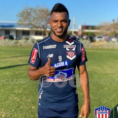 Miguel Borja hace su primera práctica con el Junior