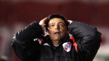 Registran las oficinas y el domicilio de Daniel Passarella