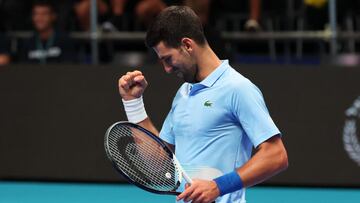 Djokovic se presenta en Astan¨¢; Bautista apunta alto