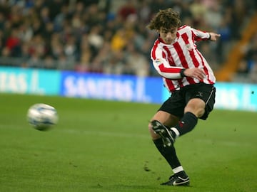 El defensa venezolano debut¨® en la temporada 2005-2006 con el primer equipo procedente del filial.