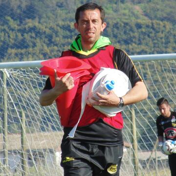 El futbolista retirado hace unos años fue parte de la nómina de Chile que fue hasta Londrina para lograr la clasificación a Sídney, aunque no estuvo presente en esta última cita.