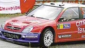 <b>FRANCIA APOYA A SU CAMPEÓN. </b>Fueron muchos los aficionados del país vecino que se desplazaron para apoyar a Sebastian Loeb.