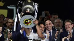 Gameiro, Rodrigo down Barça to secure Valencia Copa del Rey win