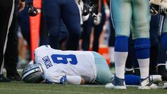 SEATTLE, WA - AUGUST 25: Quarterback Tony Romo #9 of the Dallas Cowboys lies on the turf after being injured in the first quarter during a preseason game against the Seattle Seahawks at CenturyLink Field on August 25, 2016 in Seattle, Washington.   Otto Greule Jr/Getty Images/AFP
 == FOR NEWSPAPERS, INTERNET, TELCOS &amp; TELEVISION USE ONLY ==