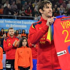 Victoria cómoda para España y 200 partidos de Viran Morros