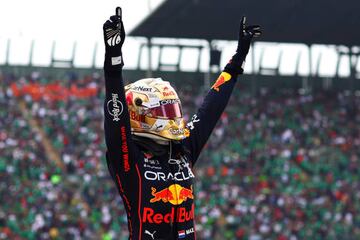 Max Verstappen, el piloto con más victorias en una misma temporada. 