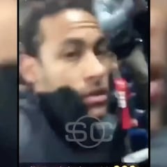 Todo lo que el hincha les dijo a los jugadores del PSG antes de que Neymar se fuese contra él