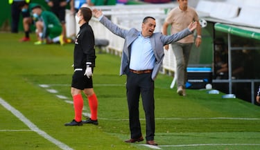 Oltra: “Pensé que al Racing le iban a sobrar jornadas, me encantaba verlos”