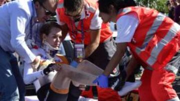 Anna Van der Breggen sufrió una aparatosa caída.