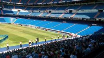 La afici&oacute;n del Real Madrid, durante la presentaci&oacute;n de Danilo.