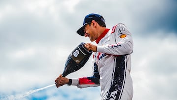 Álex Palou celebra su victoria en el Alabama GP de la IndyCar.