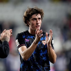 Pacheta recluta a Hormigo