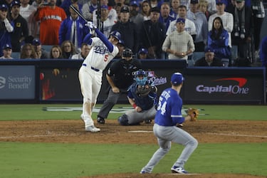 Freddie Freeman deja tendidos a los Blue Jays en el segundo juego más largo en la historia de la Serie Mundial