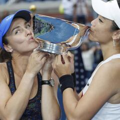 Martina Hingis, segunda juventud en el dobles