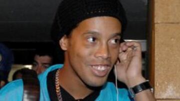 Ronaldinho en el aeropuerto