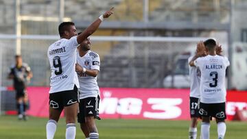 Futbol, Colo Colo vs Coquimbo.
 Vigsimo cuarta fecha, campeonato nacional 2021.
 El jugador de Colo Colo  Javier Parraguez  celebra su gol contra  Coquimbo durante el partido de primera division realizado en el Estadio Monumental.
 Santiago, Chile.
 23/0