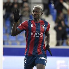 Soko lanza al Huesca a la zona alta