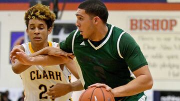 LiAngelo Ball, durante un partido con UCLA.