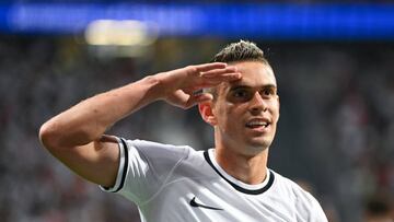 03 September 2022, Hessen, Frankfurt/Main: Soccer: Bundesliga, Eintracht Frankfurt - RB Leipzig, Matchday 5, at Deutsche Bank Park. Frankfurt's Rafael Santos Borré celebrates after his penalty goal to make it 4:0. Photo: Arne Dedert/dpa - IMPORTANT NOTE: In accordance with the requirements of the DFL Deutsche Fußball Liga and the DFB Deutscher Fußball-Bund, it is prohibited to use or have used photographs taken in the stadium and/or of the match in the form of sequence pictures and/or video-like photo series. (Photo by Arne Dedert/picture alliance via Getty Images)