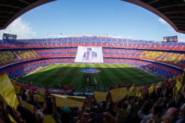 Tifo homenaje a Xabi Hernández cuando se despidió del Barcelona 