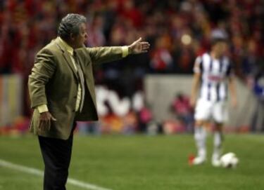 Primera Copa de Campeones de CONCACAF con Monterrey, en la temporada 2010-11