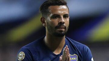 Juan Rom&aacute;n Riquelme analiz&oacute; la crisis de Boca Juniors y habl&oacute; sobre el colombiano Edwin Cardona, a quien destac&oacute; junto a Tevez como los mejores del equipo.