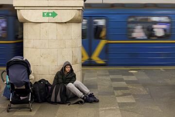 Las fuerzas rusas enviadas por Vladímir Putin han atacado con fuerza este viernes la capital de Ucrania, Kiev.